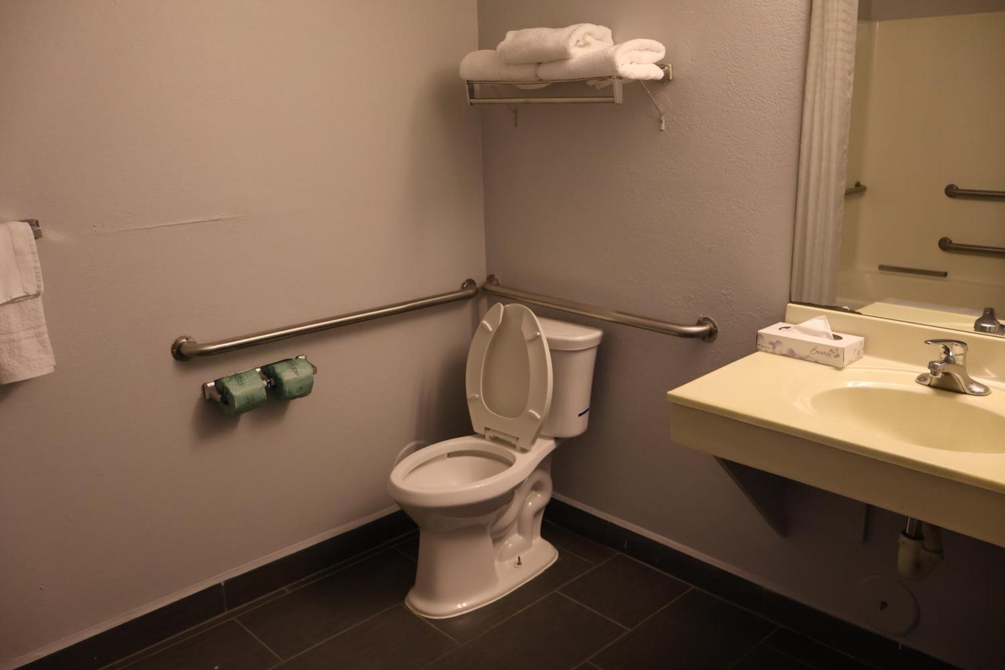 Namaste Inn & Suites Dawsonville Værelse billede