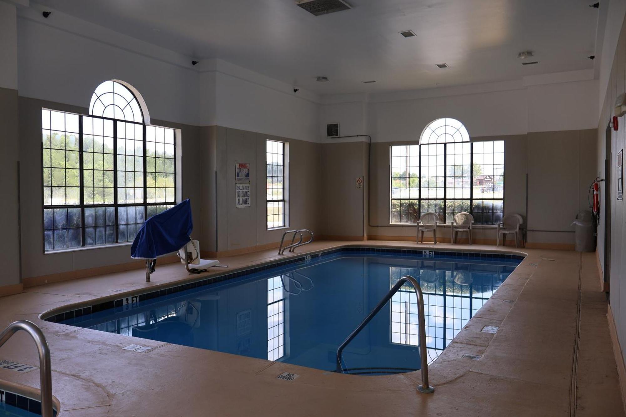 Namaste Inn & Suites Dawsonville Eksteriør billede